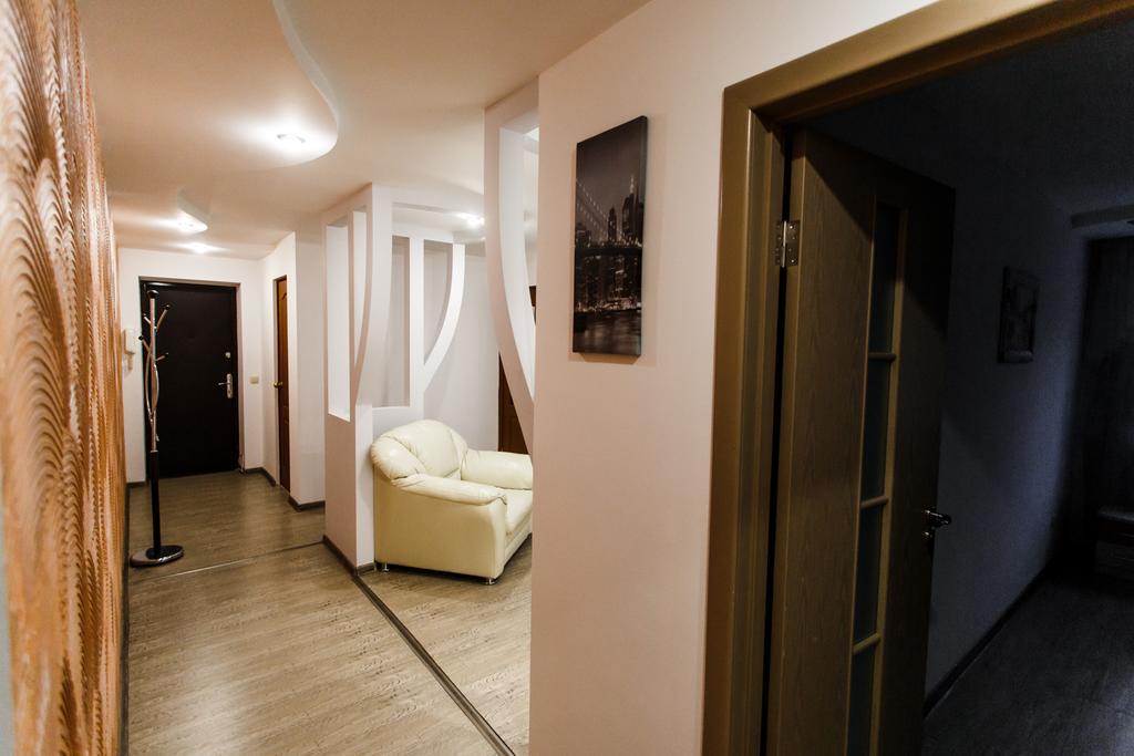 Apartment "A&V-Surganova" Мінськ Екстер'єр фото